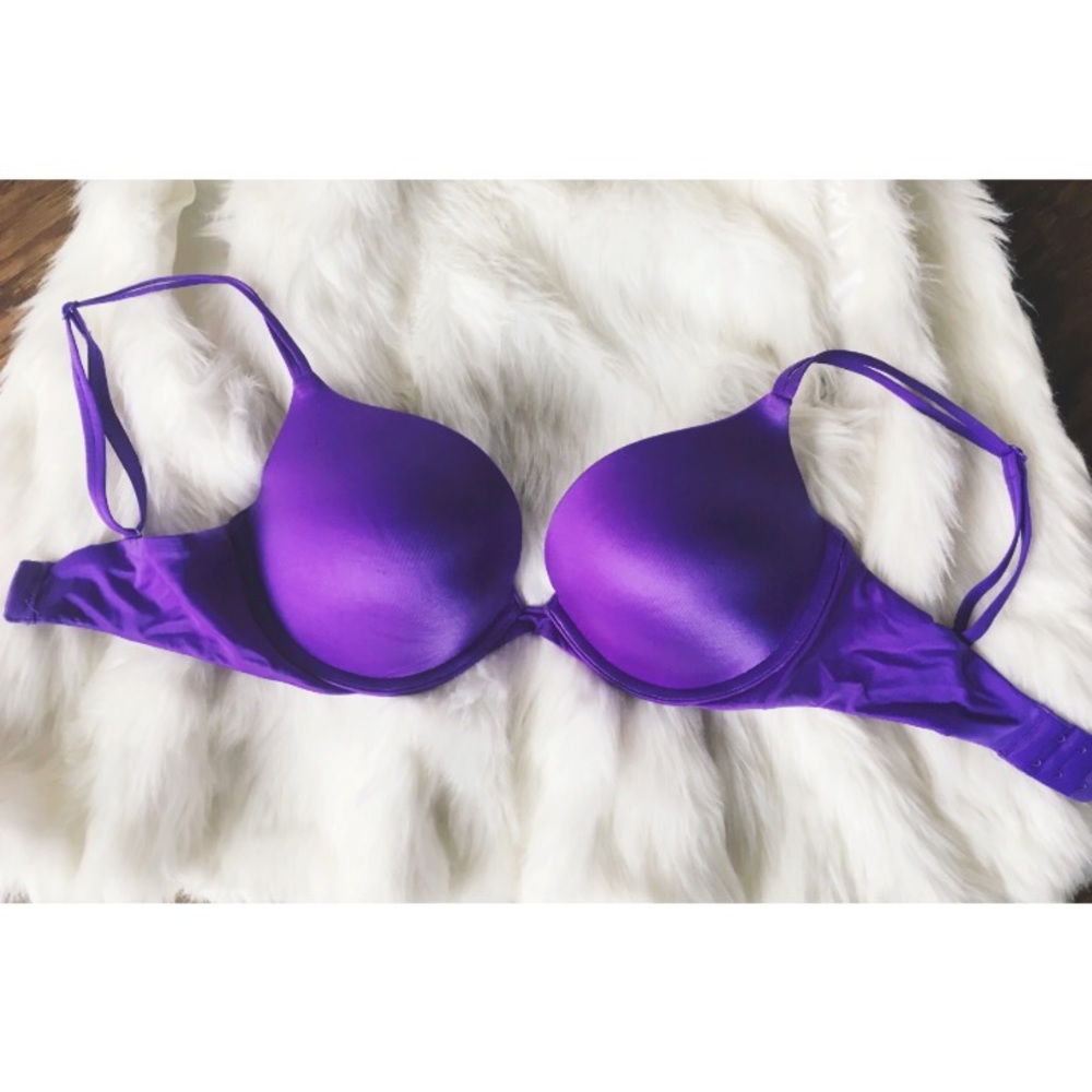 Victoria’s Secret Very Sexy Push-up Bra